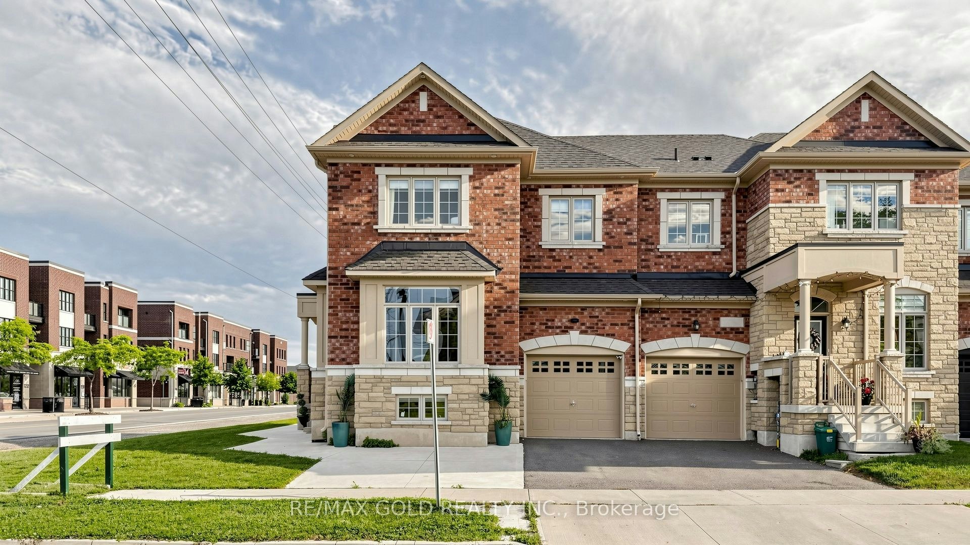 125 Burnhamthorpe Road E, Oakville, ON, L6H 3R4 - 2