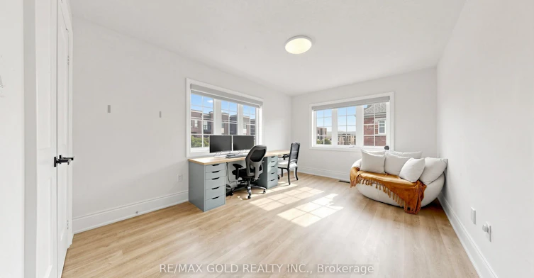 125 Burnhamthorpe Road E, Oakville, ON, L6H 3R4 - 36