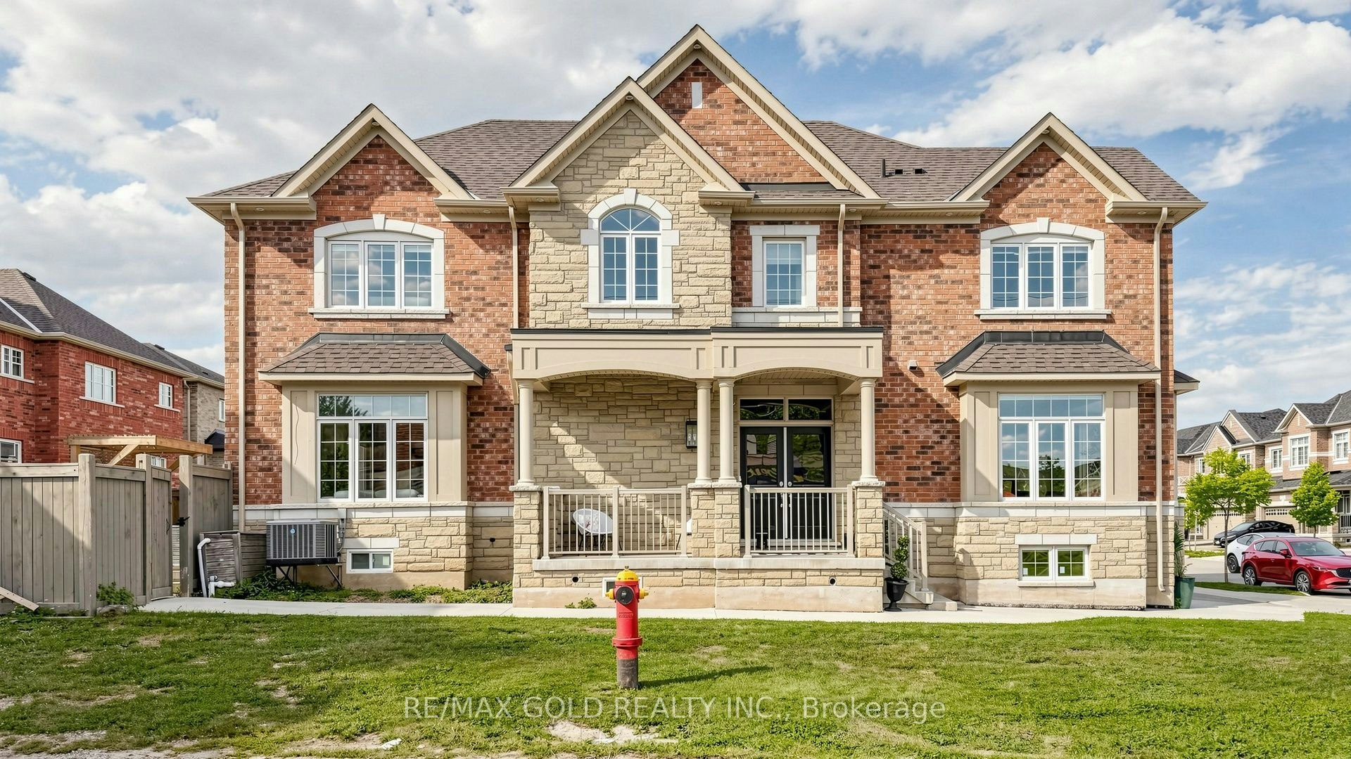 125 Burnhamthorpe Road E, Oakville, ON, L6H 3R4 - 3