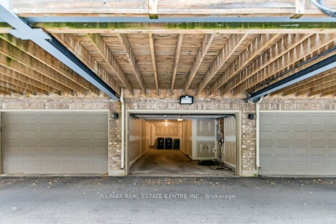 2034 Queensborough Gate, Mississauga, ON, L5M 0X9 - 48