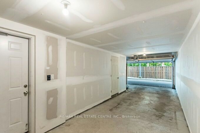 2034 Queensborough Gate, Mississauga, ON, L5M 0X9 - 49