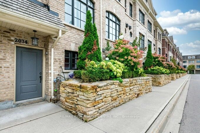 2034 Queensborough Gate, Mississauga, ON, L5M 0X9 - 5