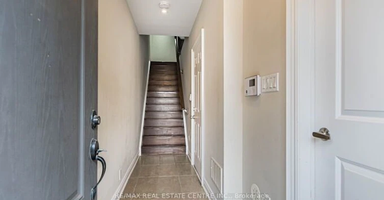 2034 Queensborough Gate, Mississauga, ON, L5M 0X9 - 7