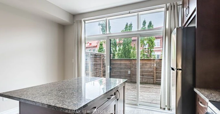 2034 Queensborough Gate, Mississauga, ON, L5M 0X9 - 24
