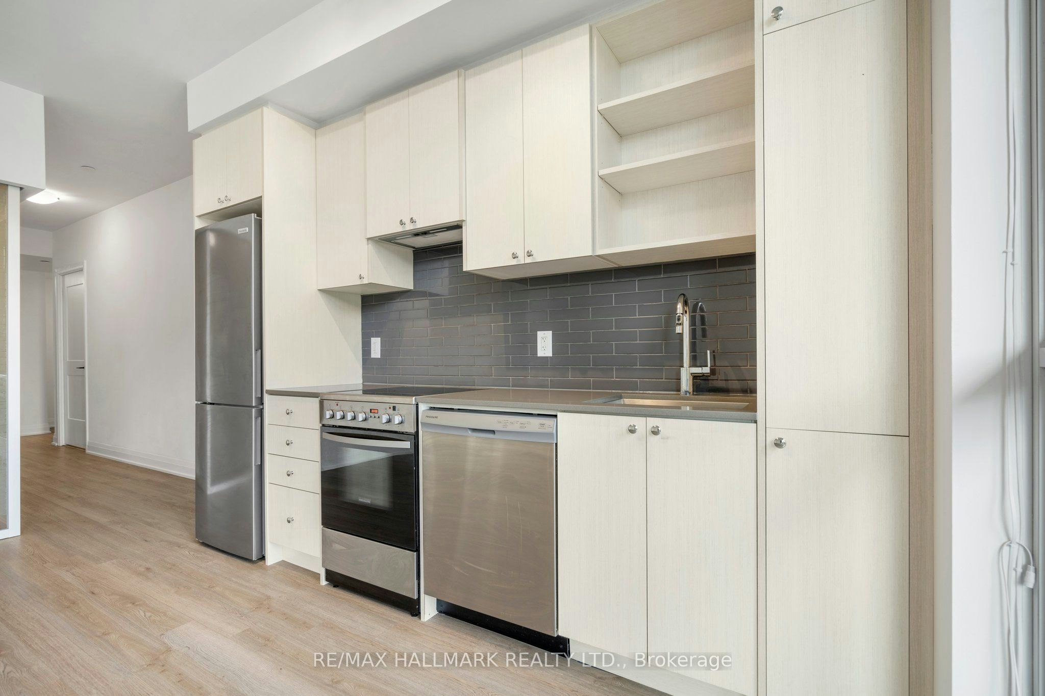 118-50 George Butchart Drive, Toronto, ON, M3K 0C9 - 16