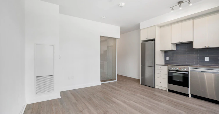 118-50 George Butchart Drive, Toronto, ON, M3K 0C9 - 12