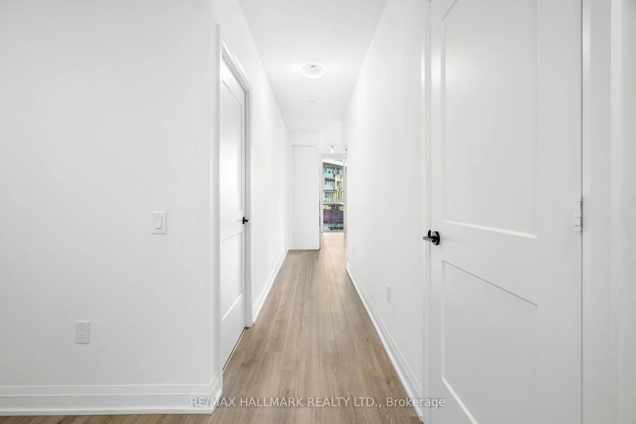 118-50 George Butchart Drive, Toronto, ON, M3K 0C9 - 9