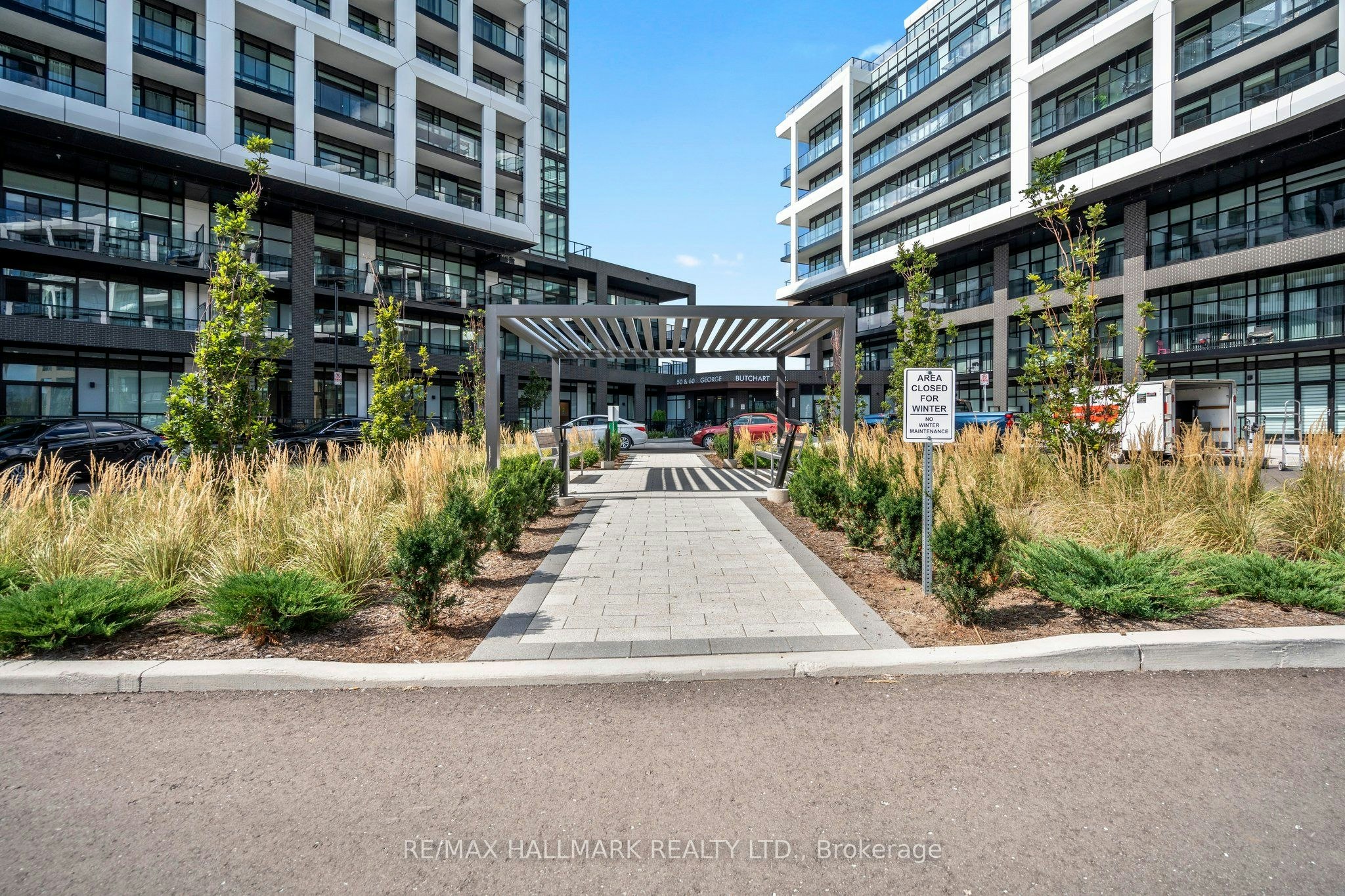 118-50 George Butchart Drive, Toronto, ON, M3K 0C9 - 4