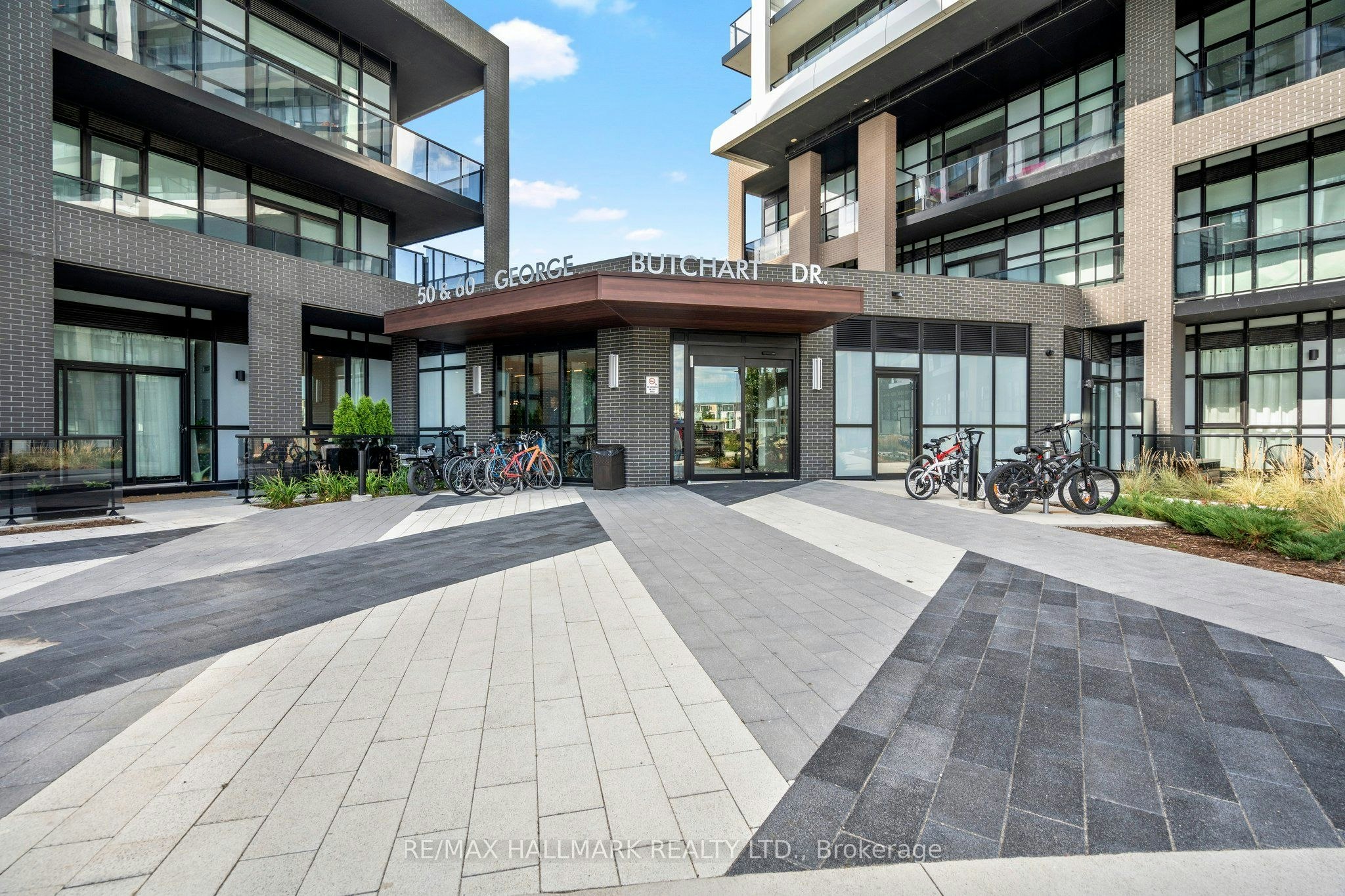 118-50 George Butchart Drive, Toronto, ON, M3K 0C9 - 6