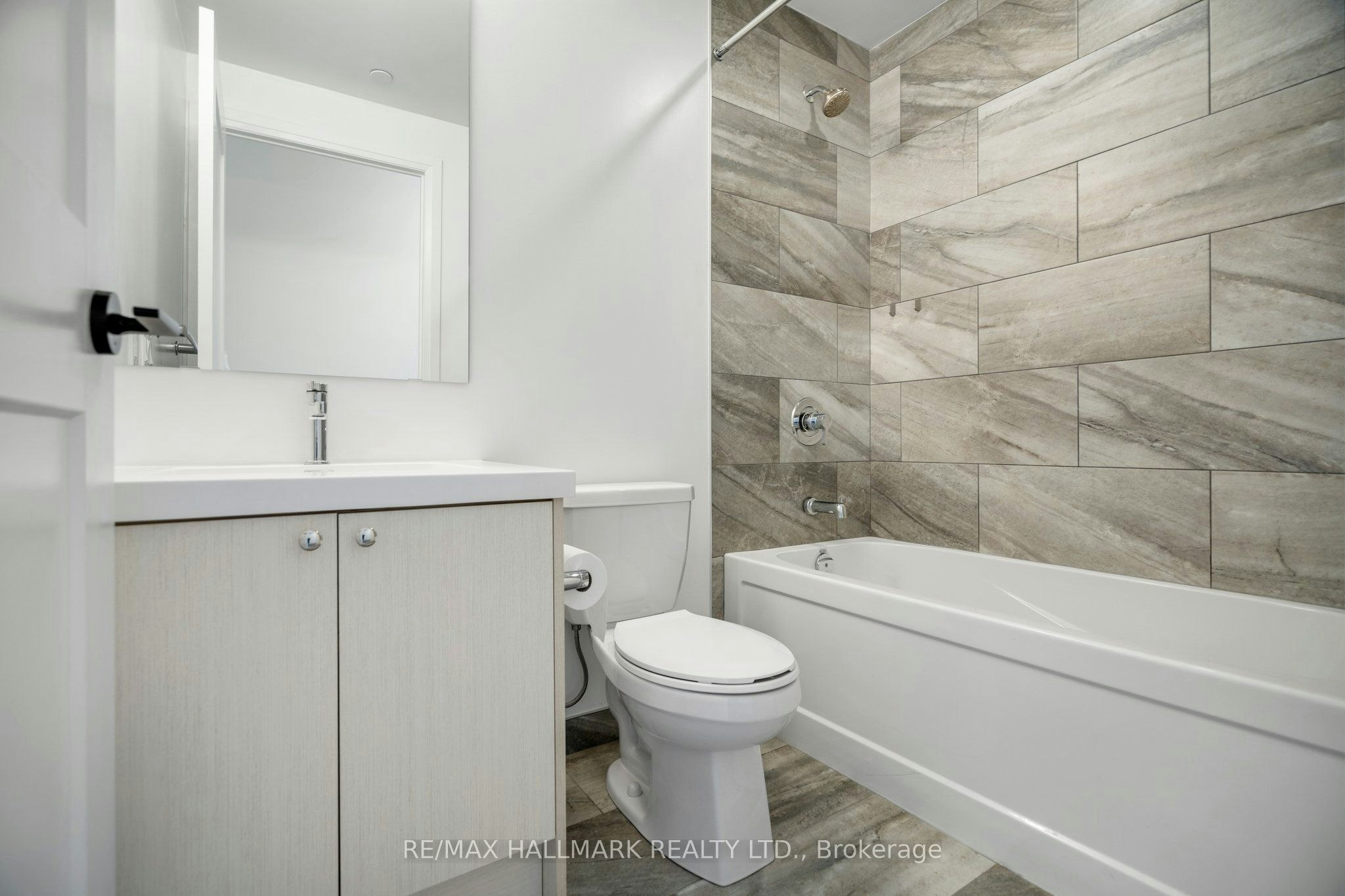 118-50 George Butchart Drive, Toronto, ON, M3K 0C9 - 20