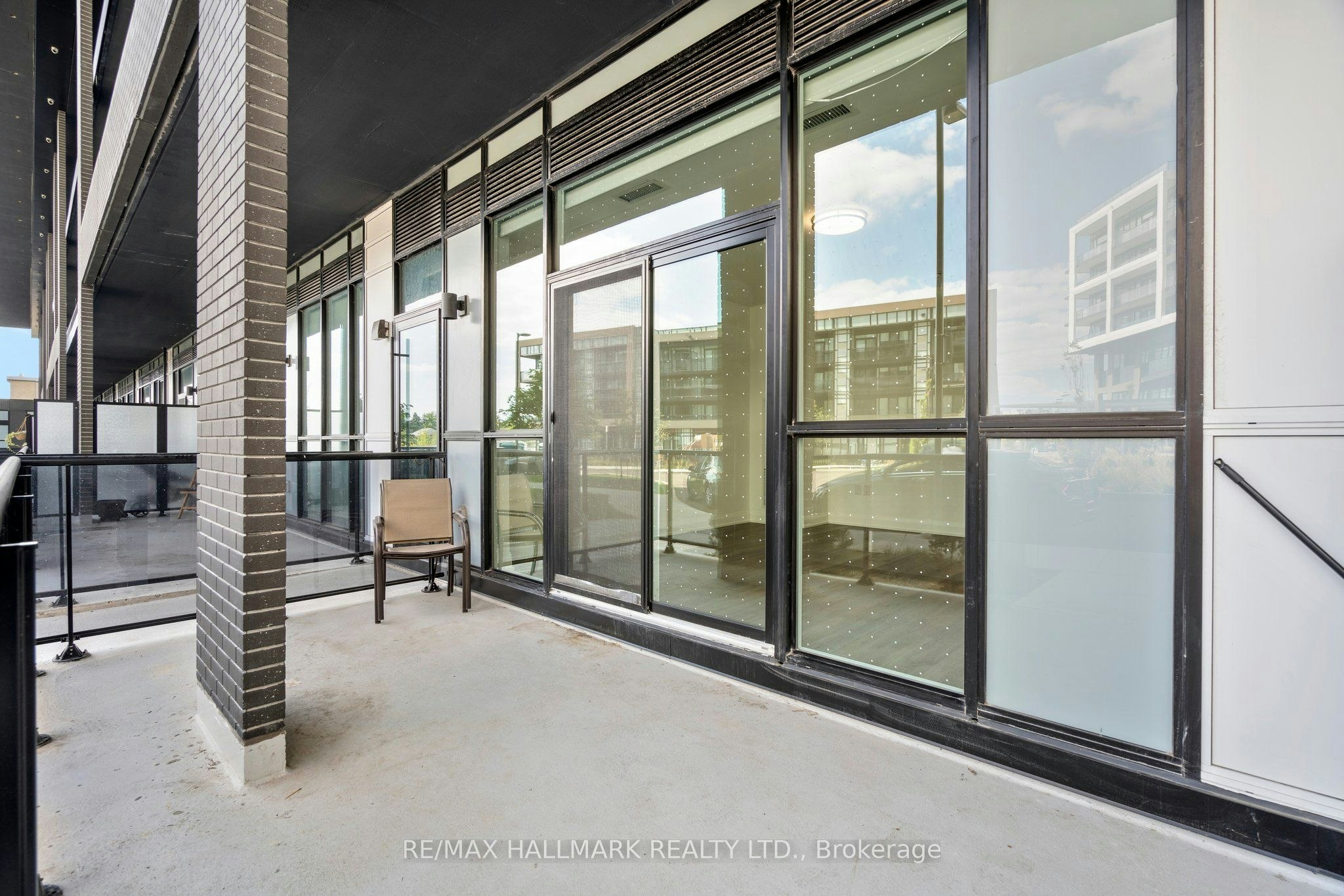 118-50 George Butchart Drive, Toronto, ON, M3K 0C9 - 22