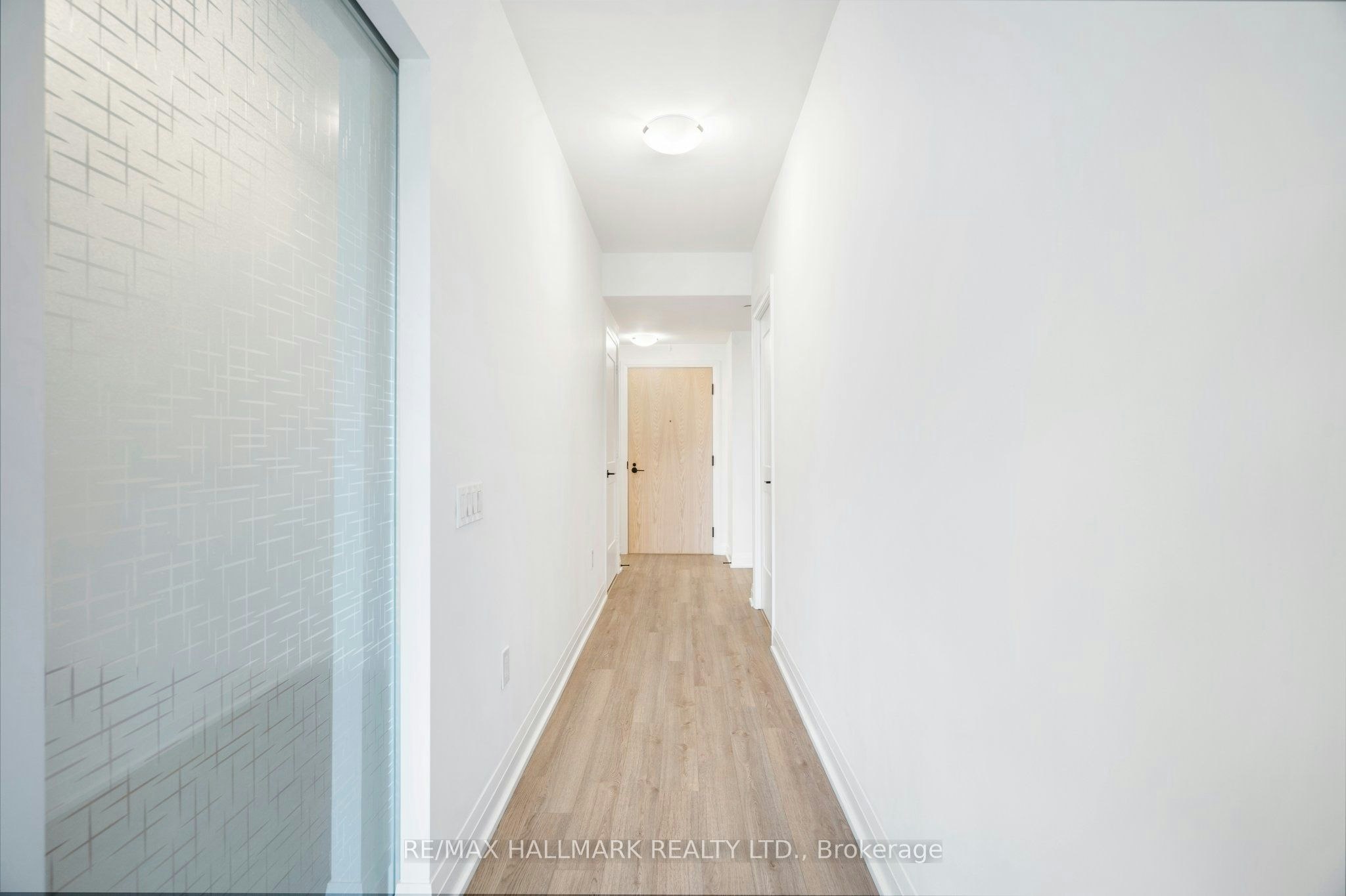 118-50 George Butchart Drive, Toronto, ON, M3K 0C9 - 10