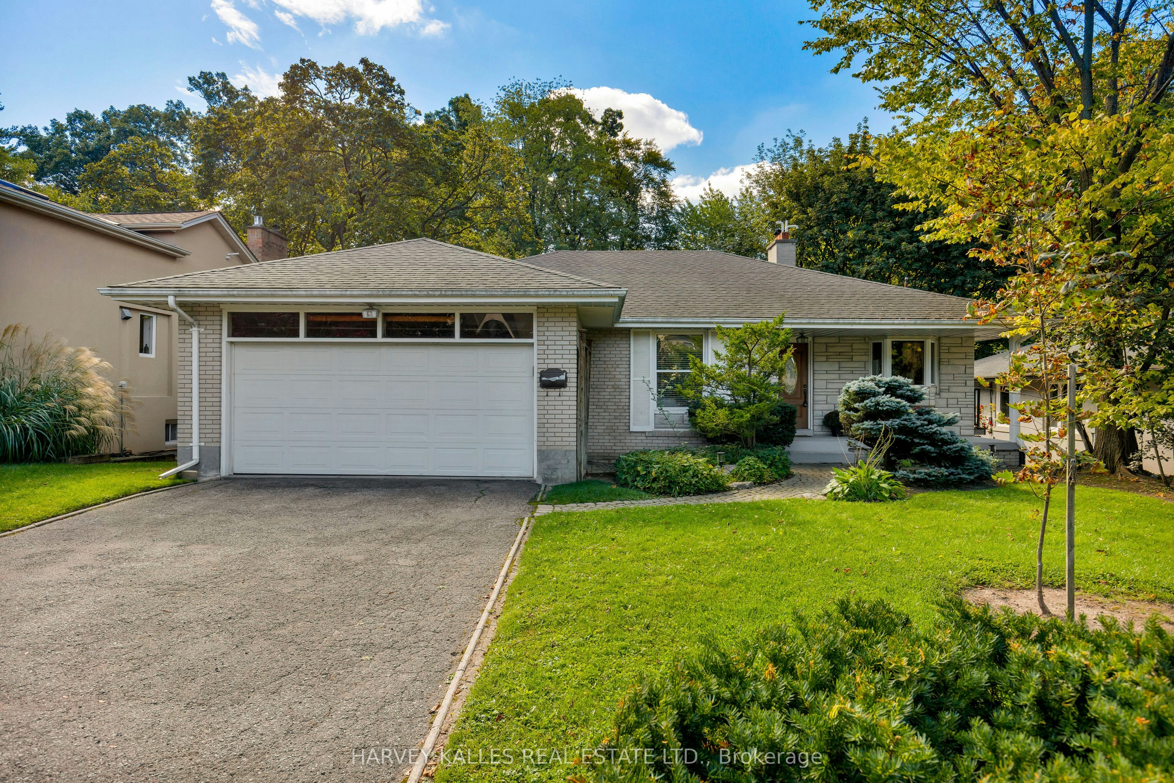 63 Twyford Road, Toronto, ON, M9A 1W5