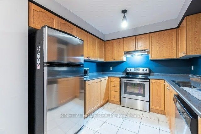 94 Jim Baird Mews, Toronto, ON, M3L 0C4 - 7