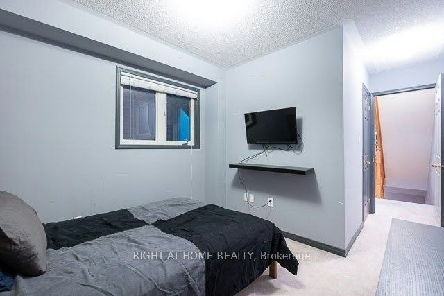 94 Jim Baird Mews, Toronto, ON, M3L 0C4 - 14