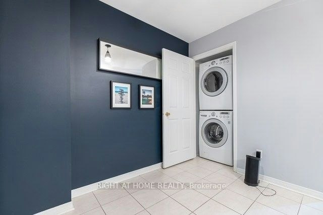 94 Jim Baird Mews, Toronto, ON, M3L 0C4 - 11