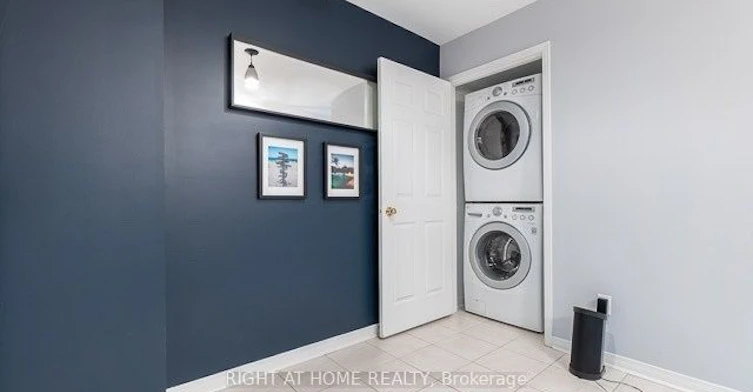 94 Jim Baird Mews, Toronto, ON, M3L 0C4 - 11