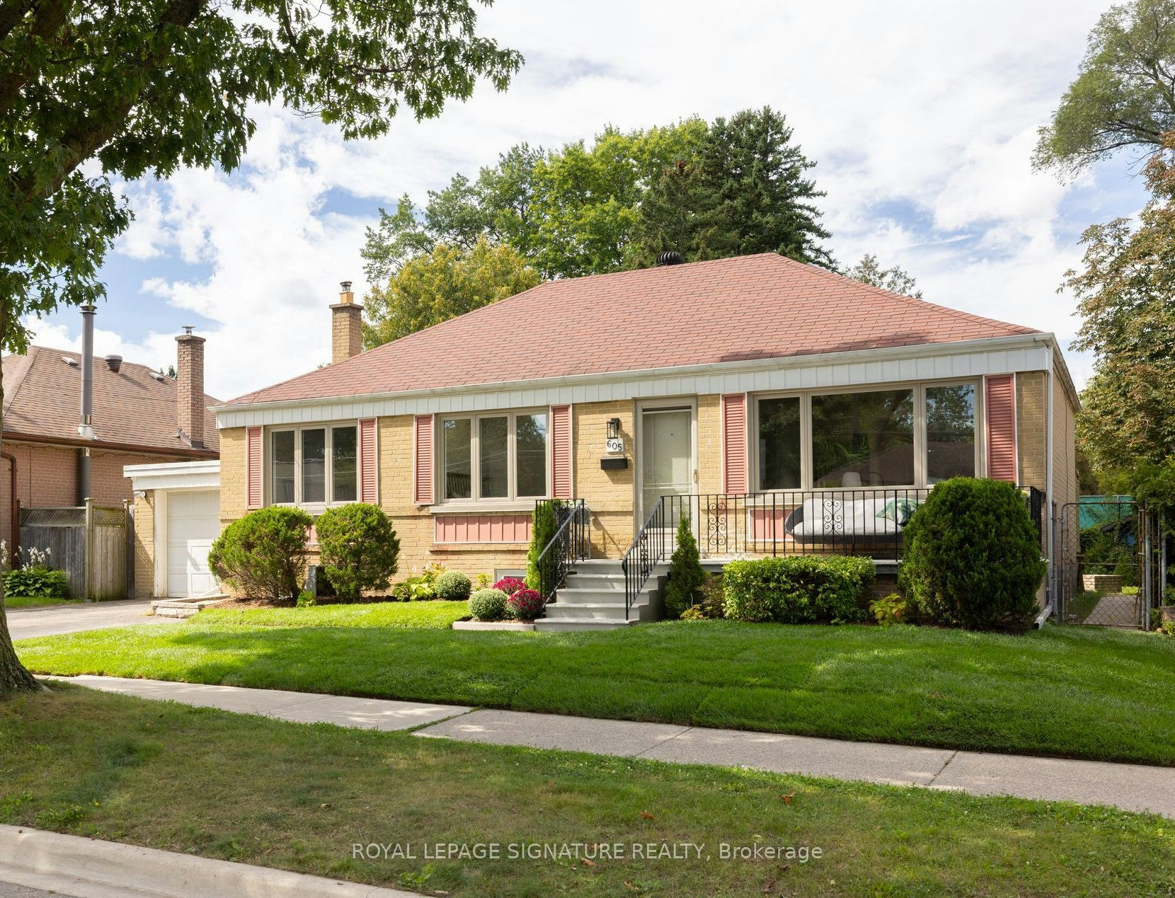 605 Atwater Avenue, Mississauga, ON, L5G 2A8