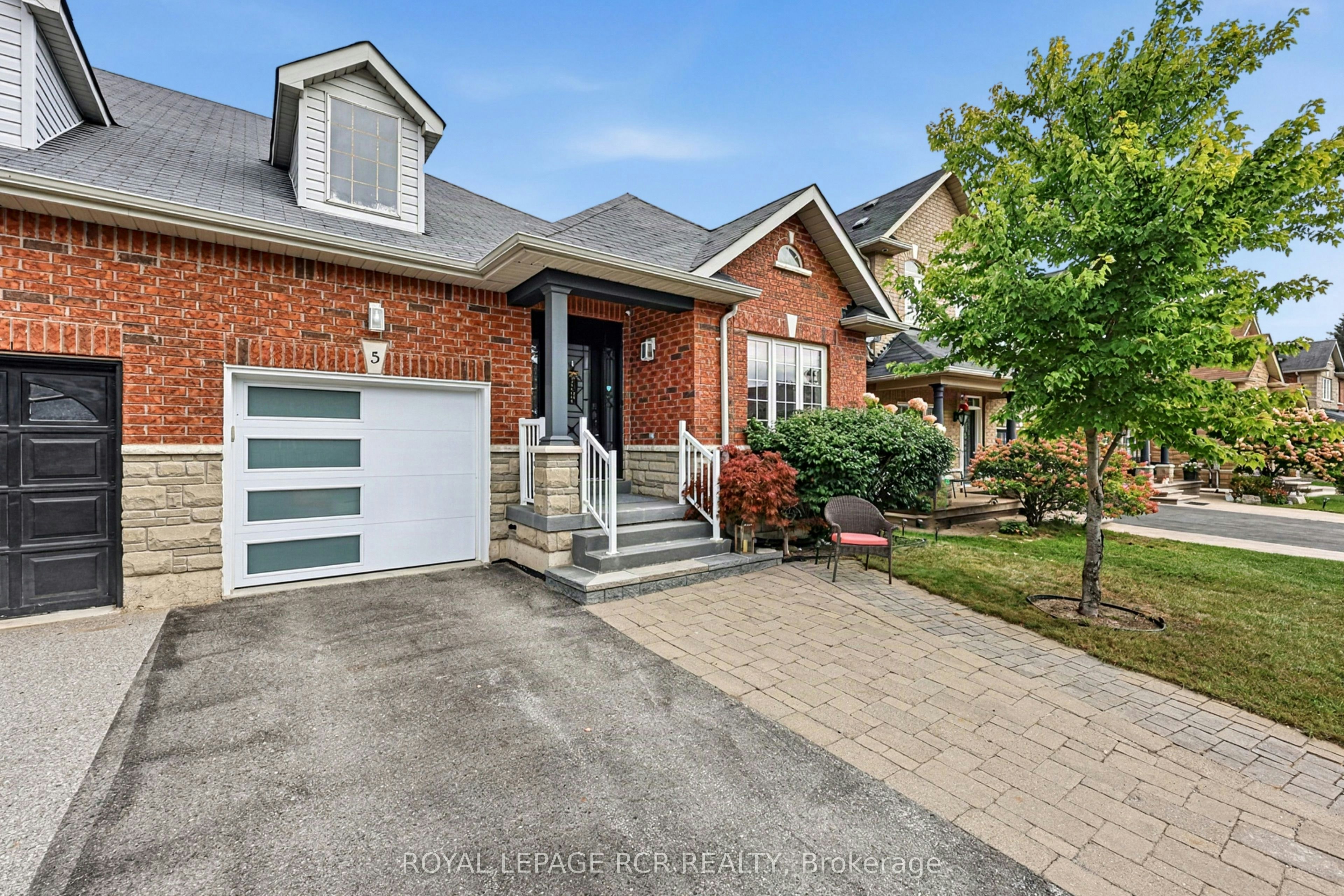 5 Borland Crescent, Caledon, ON, L7C 3M4