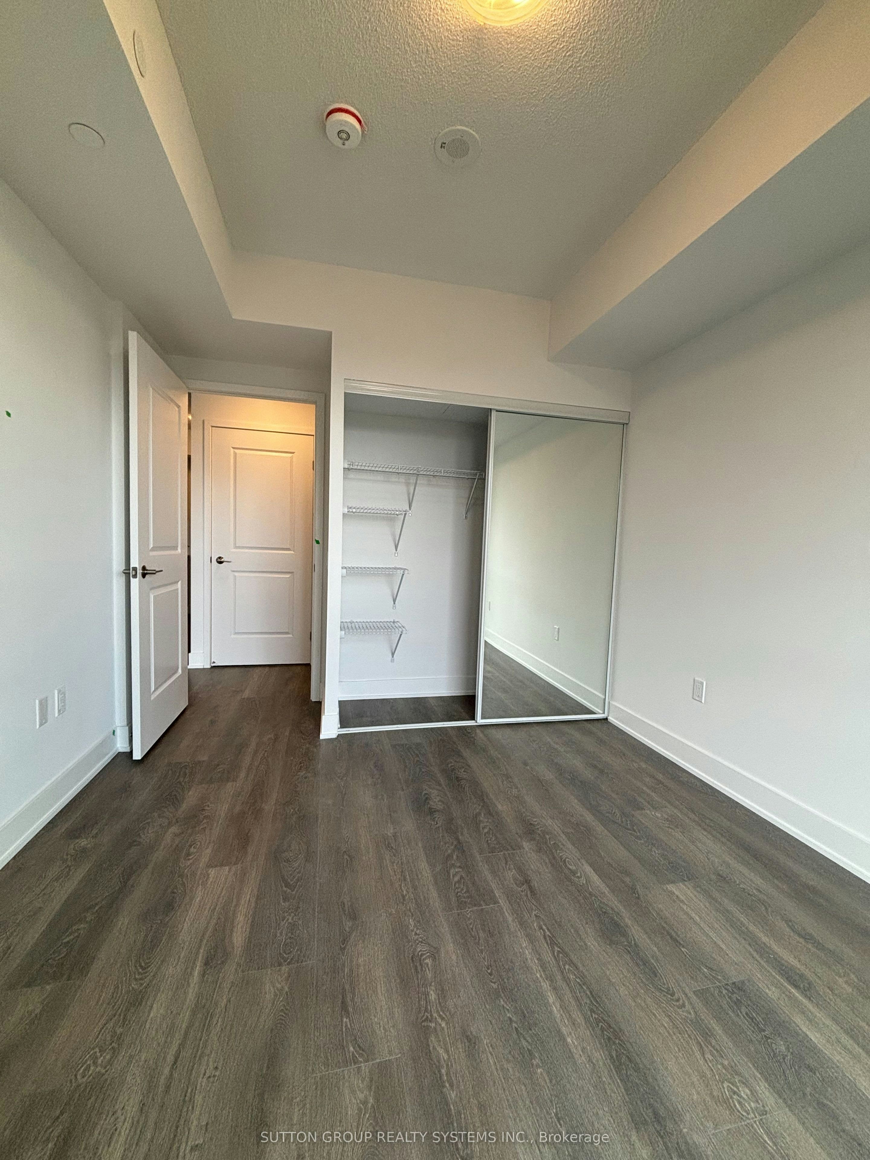 903-204 Burnhamthorpe Road E, Mississauga, ON, L5A 0B3 - 4