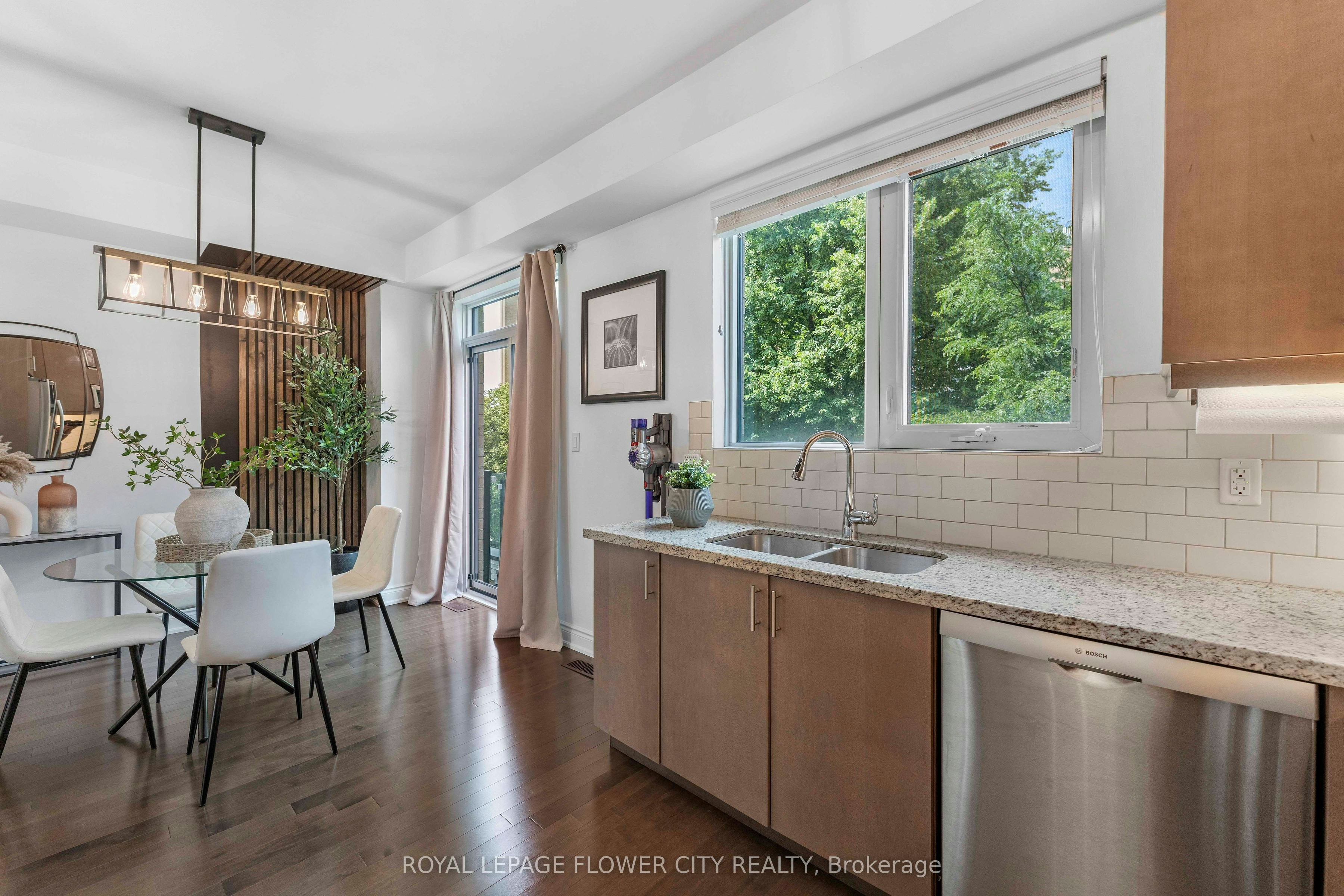 62 Pony Farm Drive, Toronto, ON, M9R 0B3 - 11