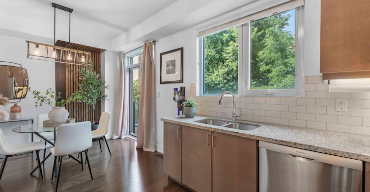 62 Pony Farm Drive, Toronto, ON, M9R 0B3 - 11