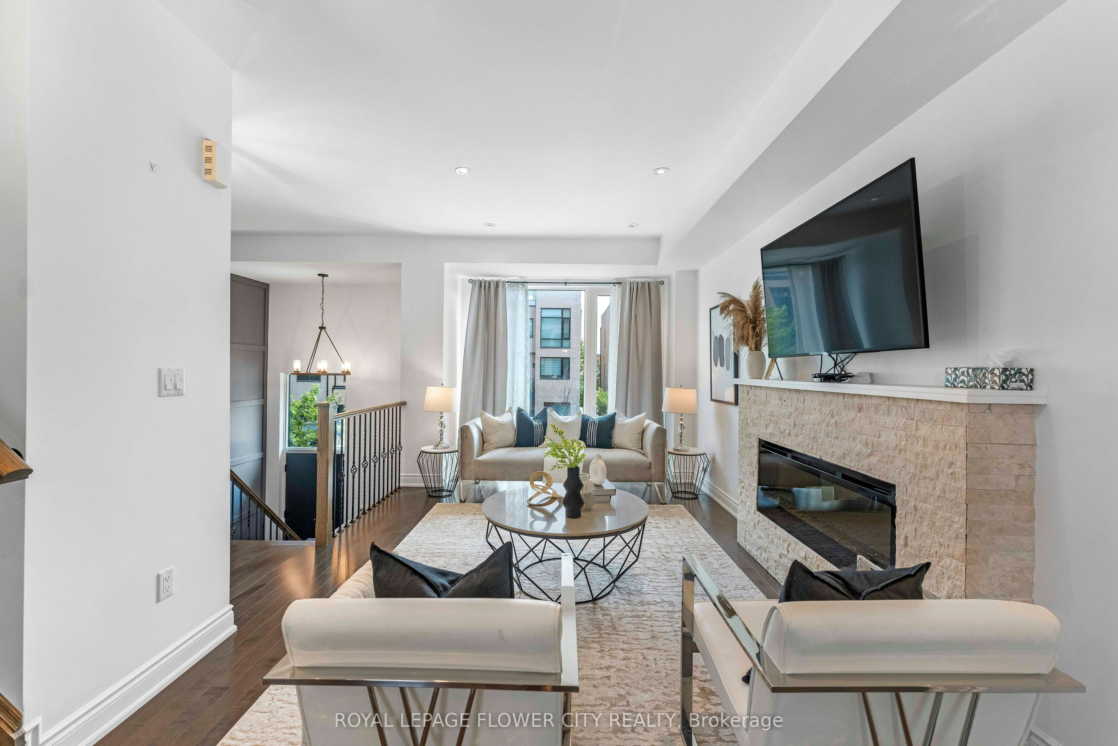 62 Pony Farm Drive, Toronto, ON, M9R 0B3 - 8