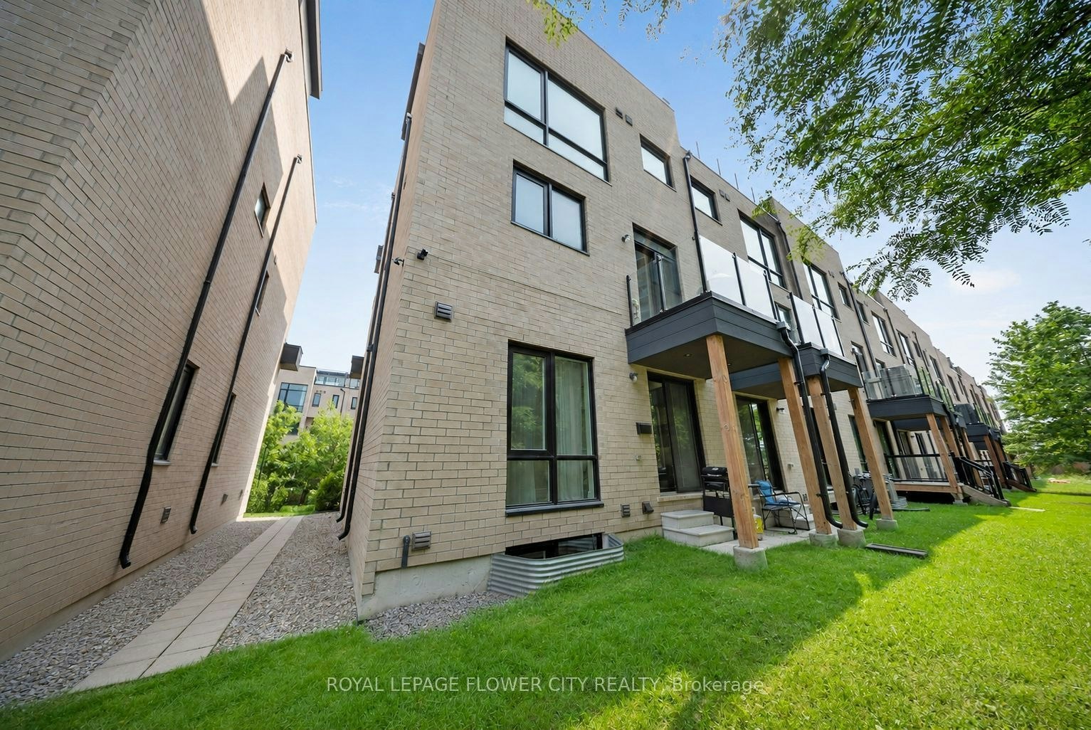 62 Pony Farm Drive, Toronto, ON, M9R 0B3 - 32