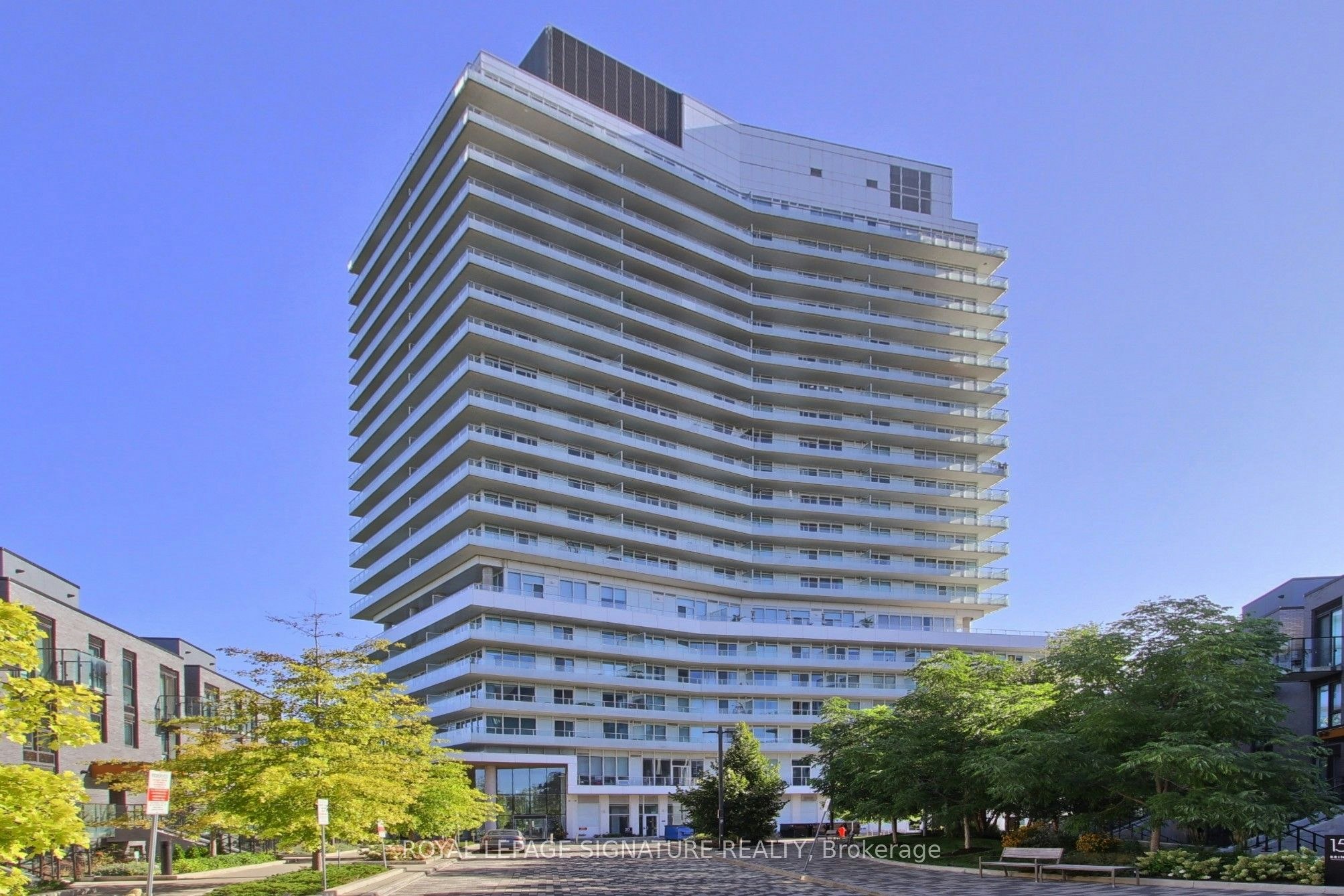 2003-20 Brin Drive, Toronto, ON, M8X 0B2
