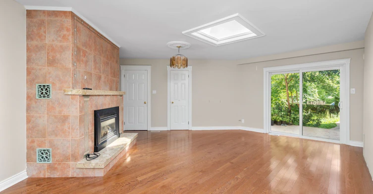 2 Leita Court, Toronto, ON, M9A 4W2 - 17