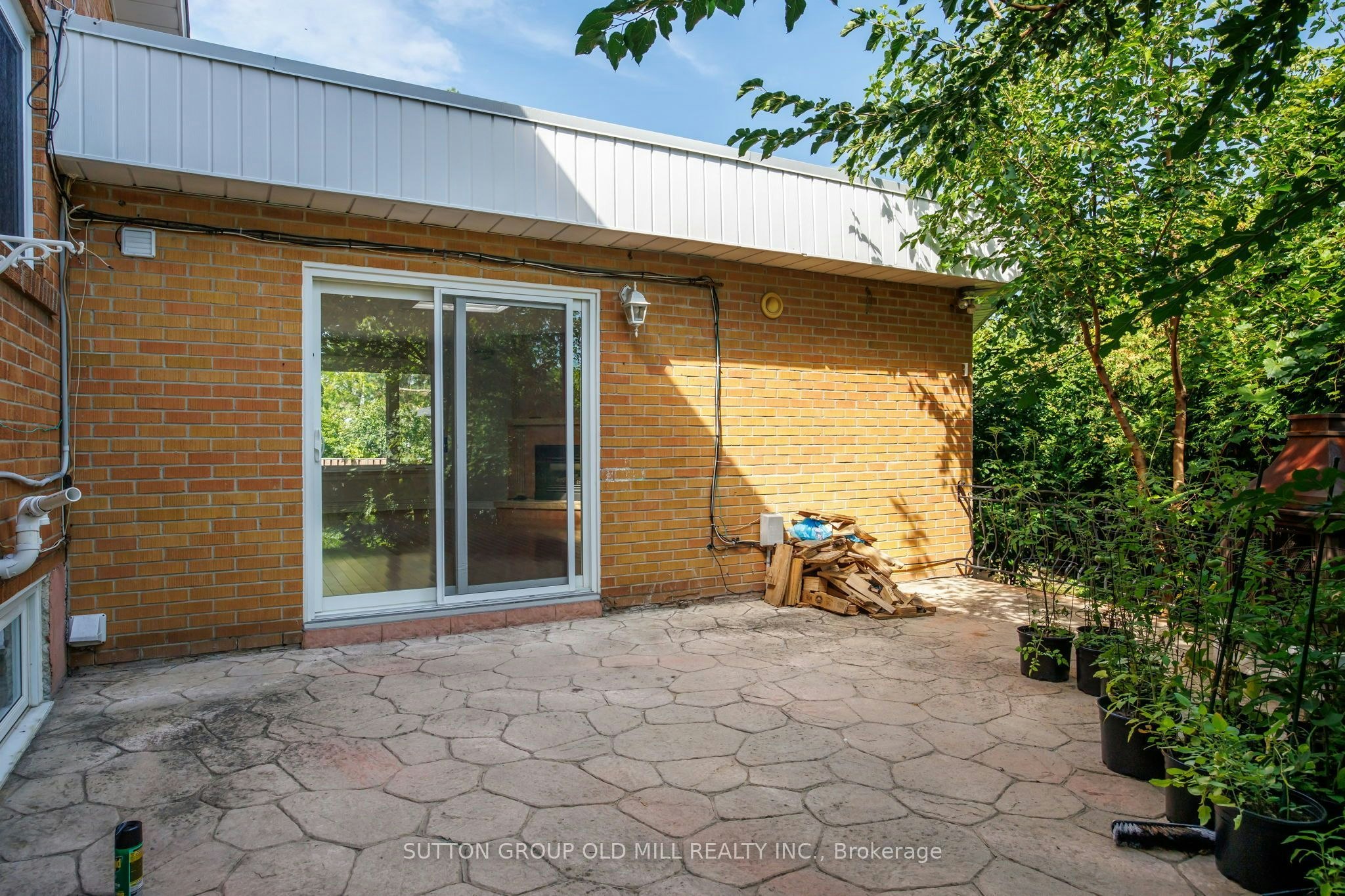 2 Leita Court, Toronto, ON, M9A 4W2 - 23