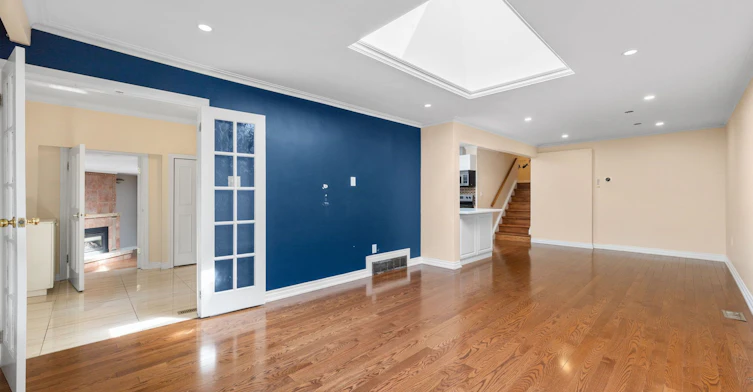 2 Leita Court, Toronto, ON, M9A 4W2 - 5