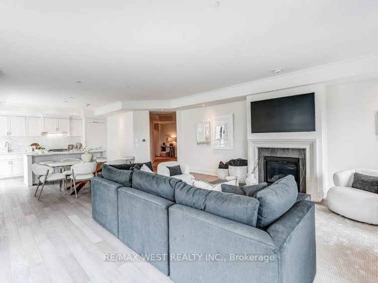 302-4 The Kingsway N/A, Toronto, ON, M8X 2T1 - 11
