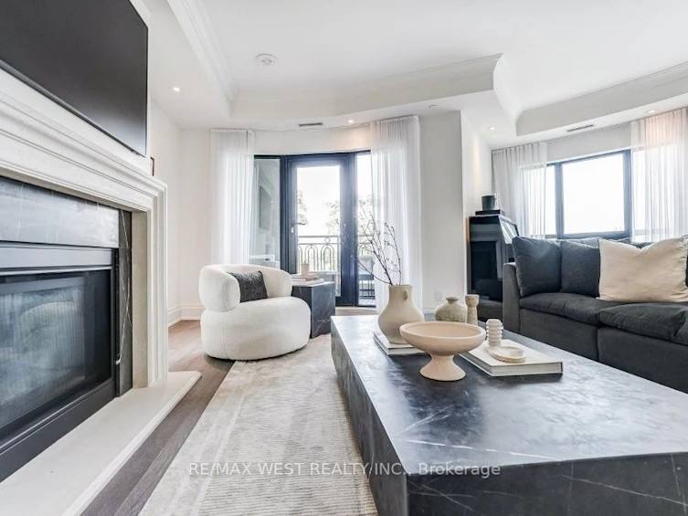 302-4 The Kingsway N/A, Toronto, ON, M8X 2T1 - 14