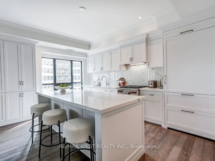 302-4 The Kingsway N/A, Toronto, ON, M8X 2T1 - 19