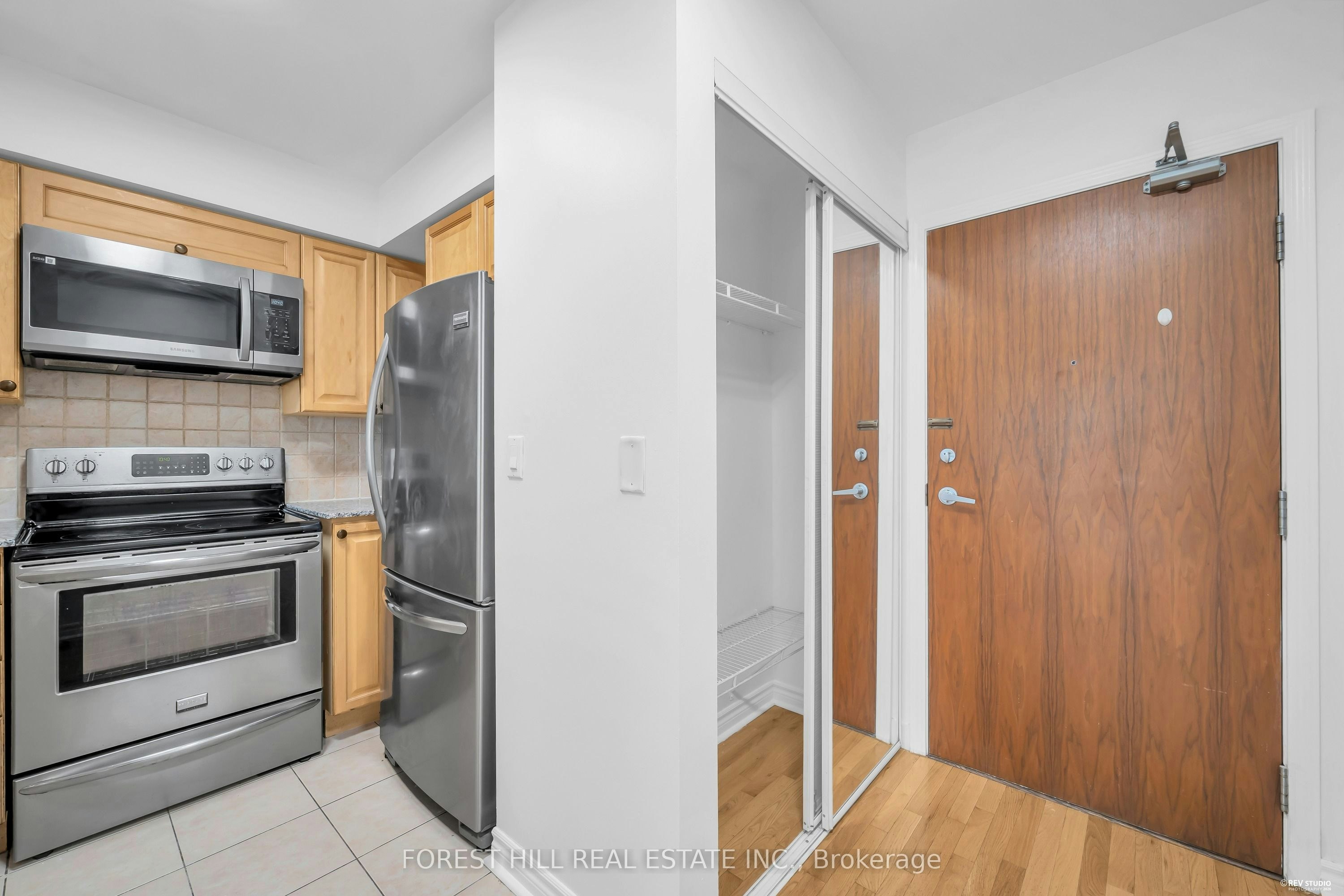 705-33 Elm Drive W, Mississauga, ON, L5B 4L2 - 8