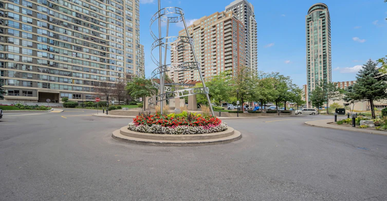 705-33 Elm Drive W, Mississauga, ON, L5B 4L2 - 34