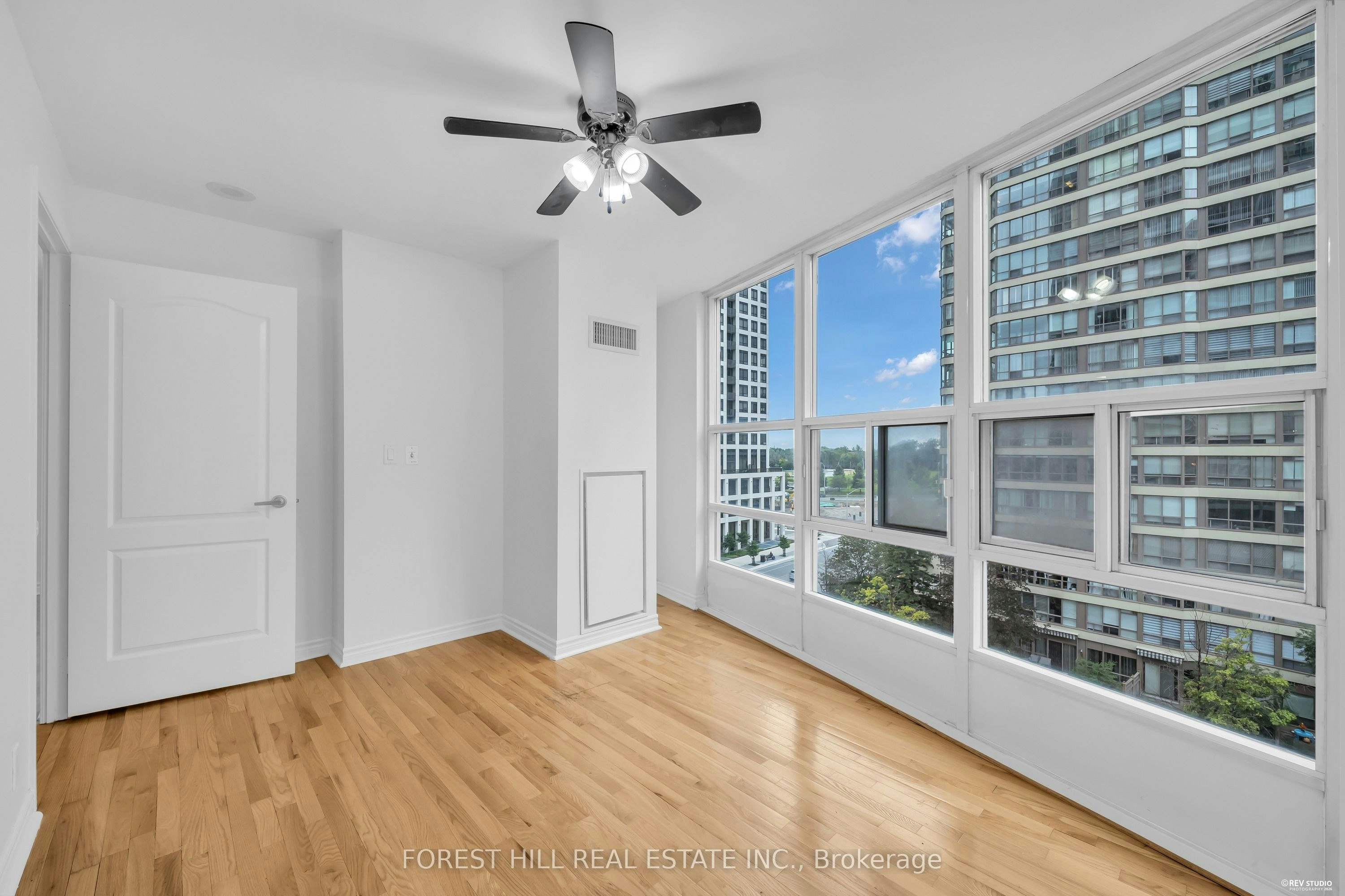 705-33 Elm Drive W, Mississauga, ON, L5B 4L2 - 23