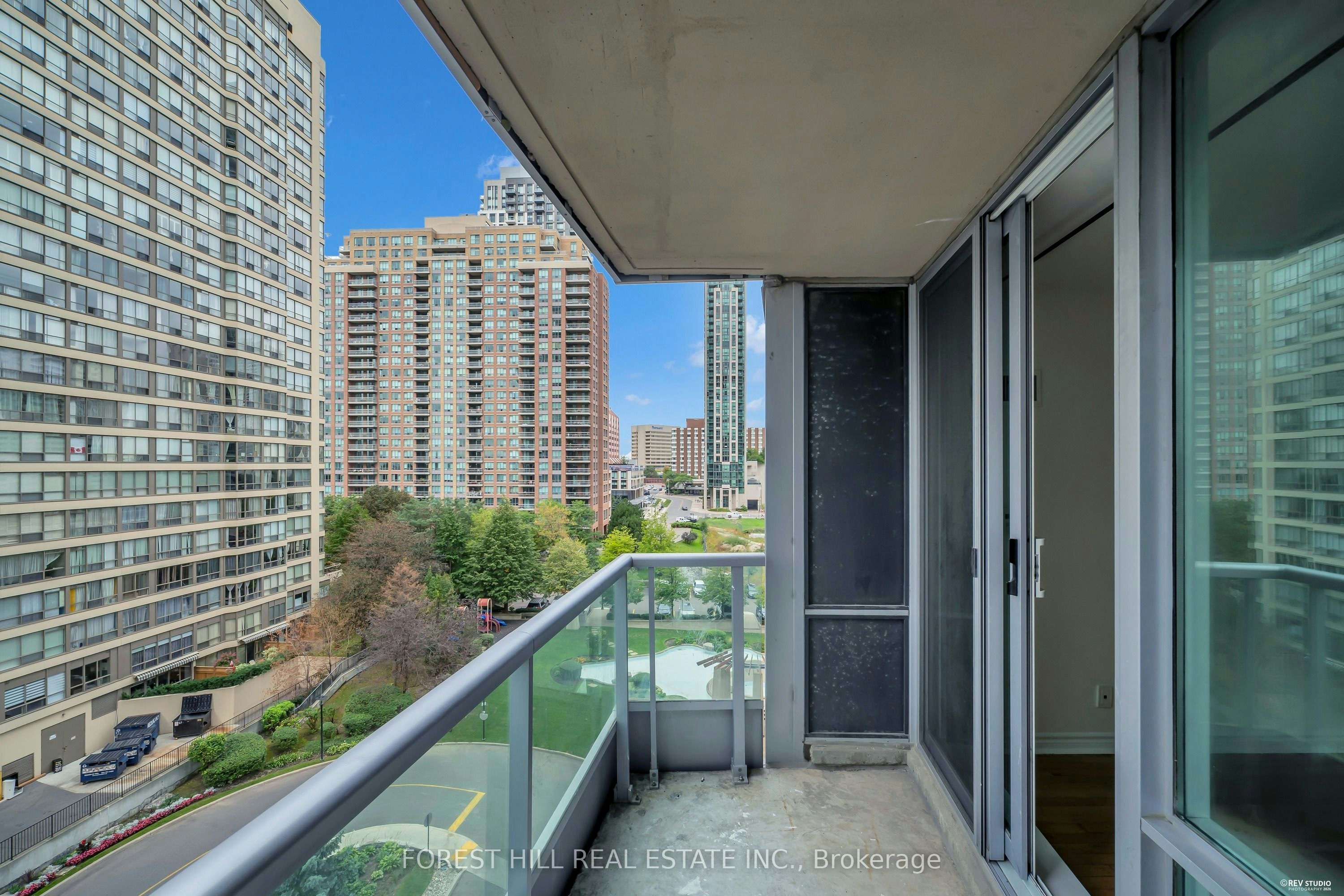 705-33 Elm Drive W, Mississauga, ON, L5B 4L2 - 30