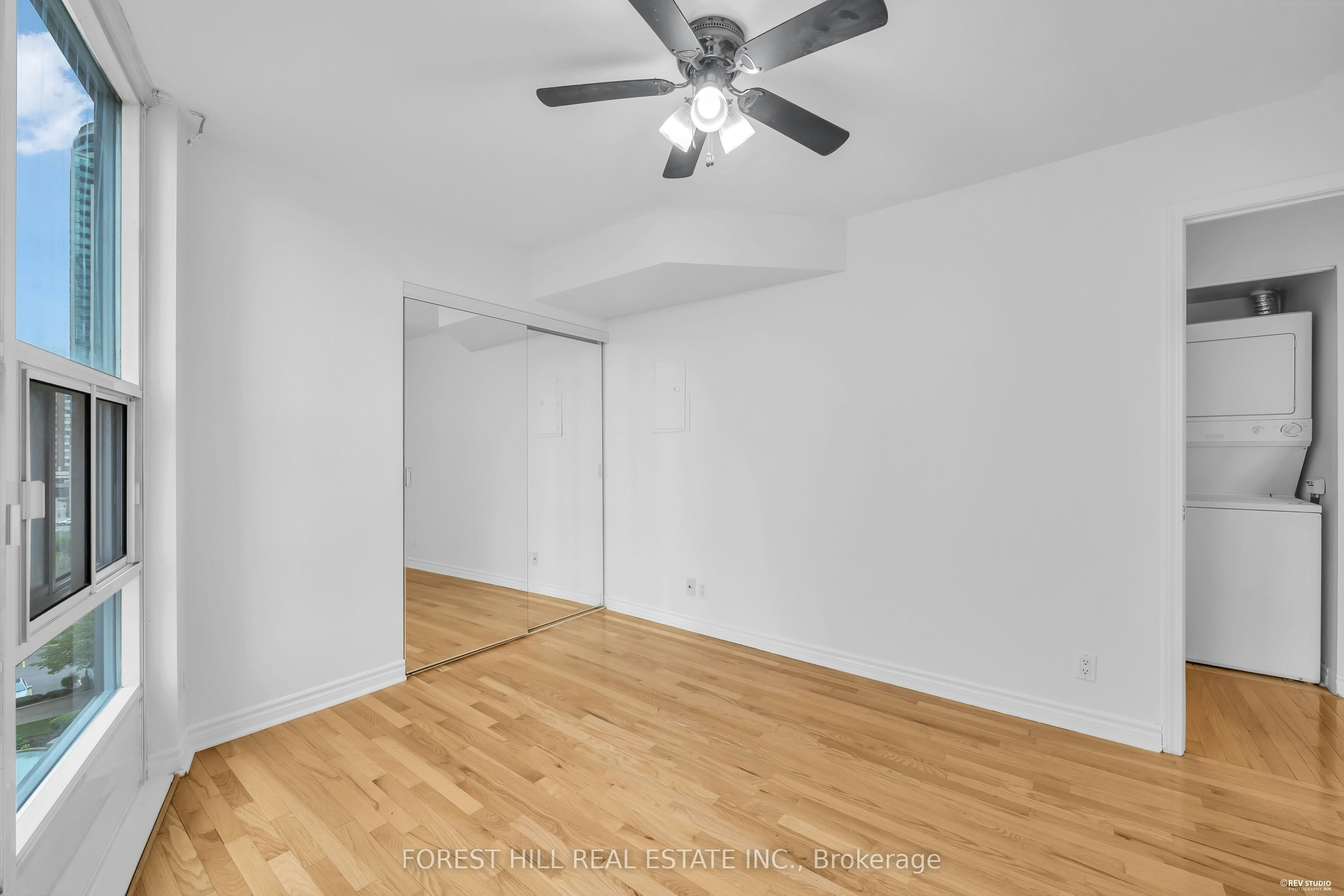 705-33 Elm Drive W, Mississauga, ON, L5B 4L2 - 25