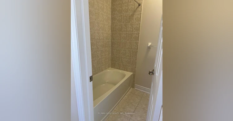 4 Michener Drive, Brampton, ON, L6R 0B8 - 12