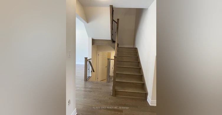 4 Michener Drive, Brampton, ON, L6R 0B8 - 5