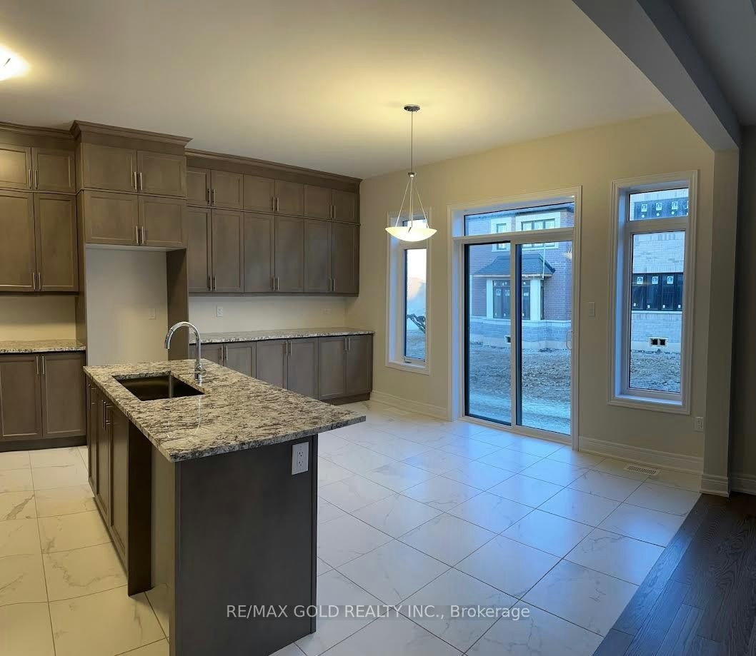 4 Michener Drive, Brampton, ON, L6R 0B8 - 2