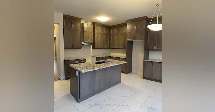 4 Michener Drive, Brampton, ON, L6R 0B8 - 3