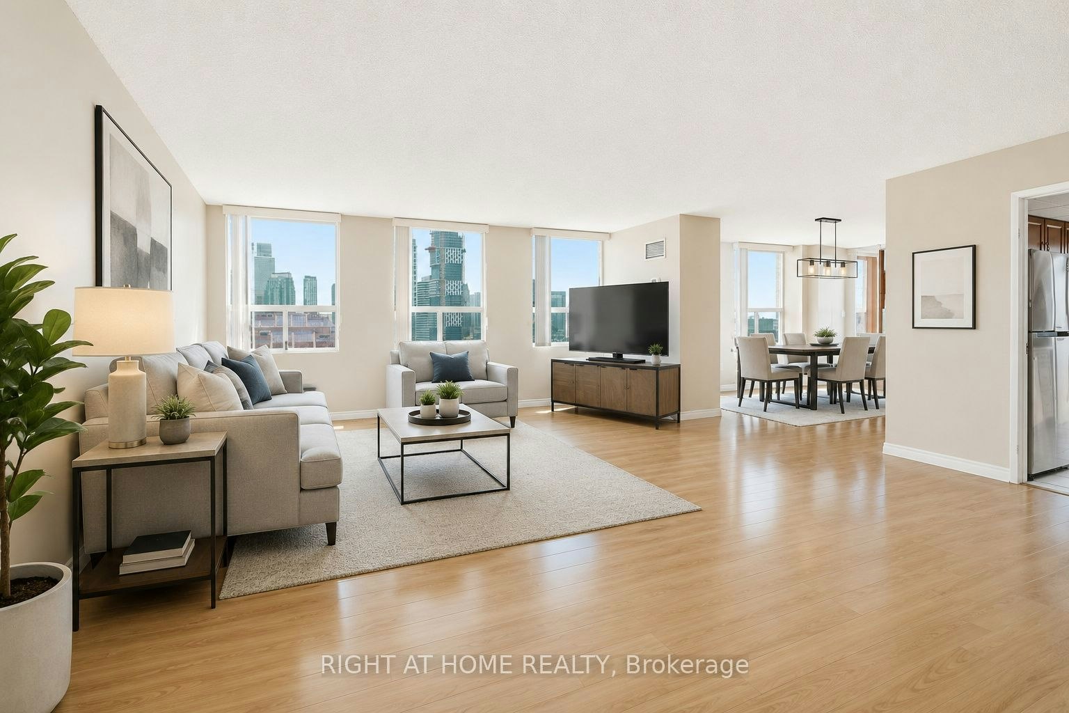 2507-3650 Kaneff Crescent, Mississauga, ON, L5A 4A1