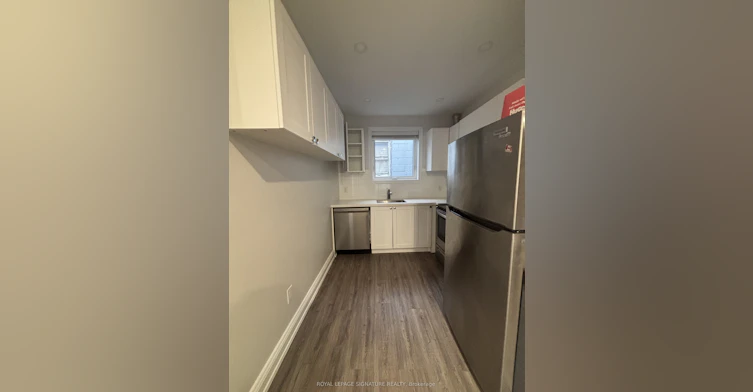 2-3289 Lakeshore Boulevard W, Toronto, ON, M8W 1M8 - 3