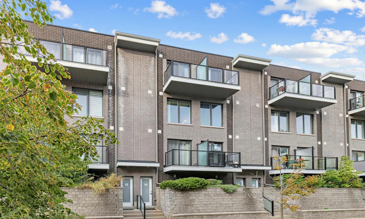 14-2063 Weston Road
