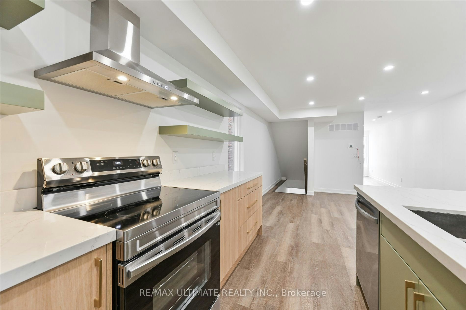 1-21 Lappin Avenue, Toronto, ON, M6H 1Y3 - 11