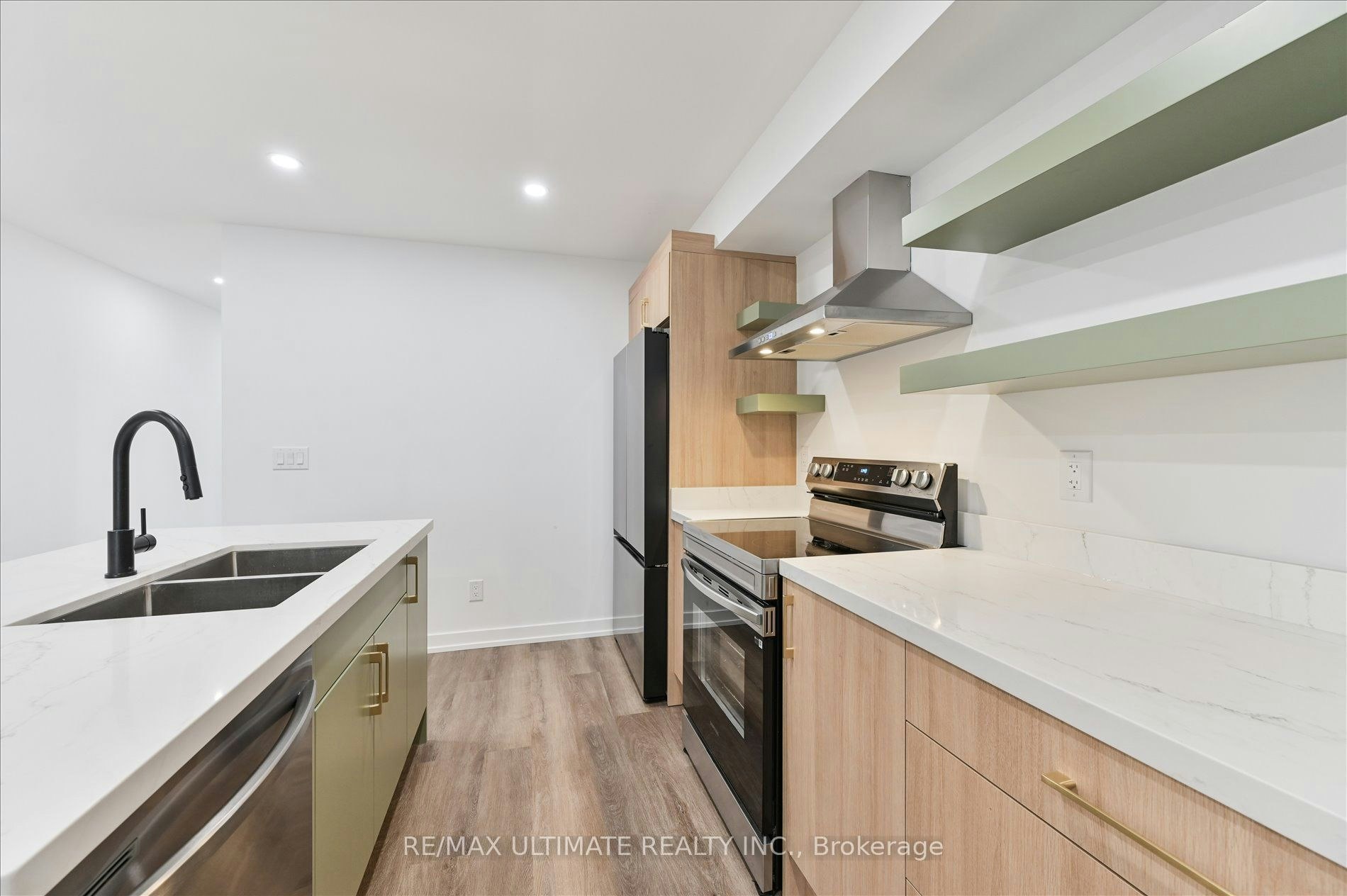 1-21 Lappin Avenue, Toronto, ON, M6H 1Y3 - 10