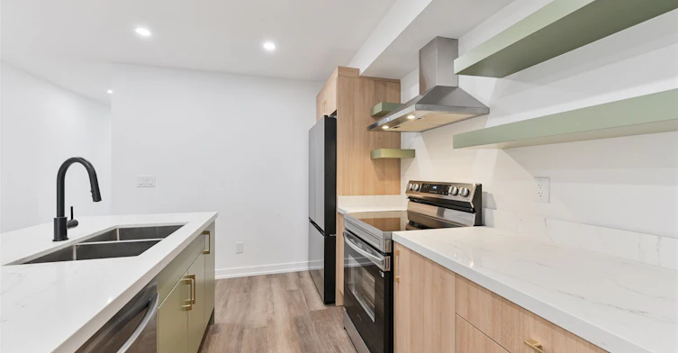 1-21 Lappin Avenue, Toronto, ON, M6H 1Y3 - 10